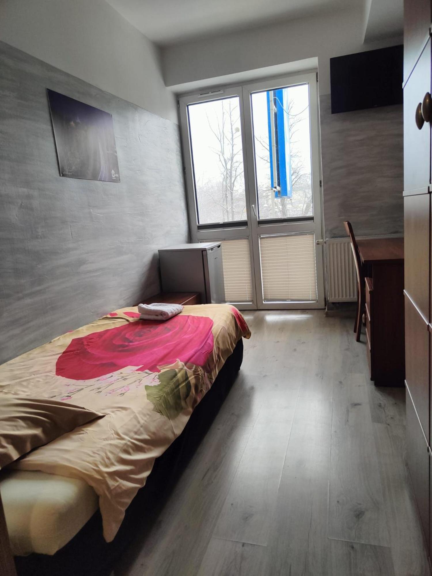 Hostel Радом Экстерьер фото
